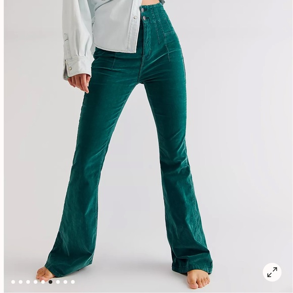 NWT FREE PEOPLE • Jayde corduroy cord flare jean Army MILITARY GREEN - Picture 2 of 6